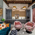Tuscan Hilltop Terrace-poliziano 7 *